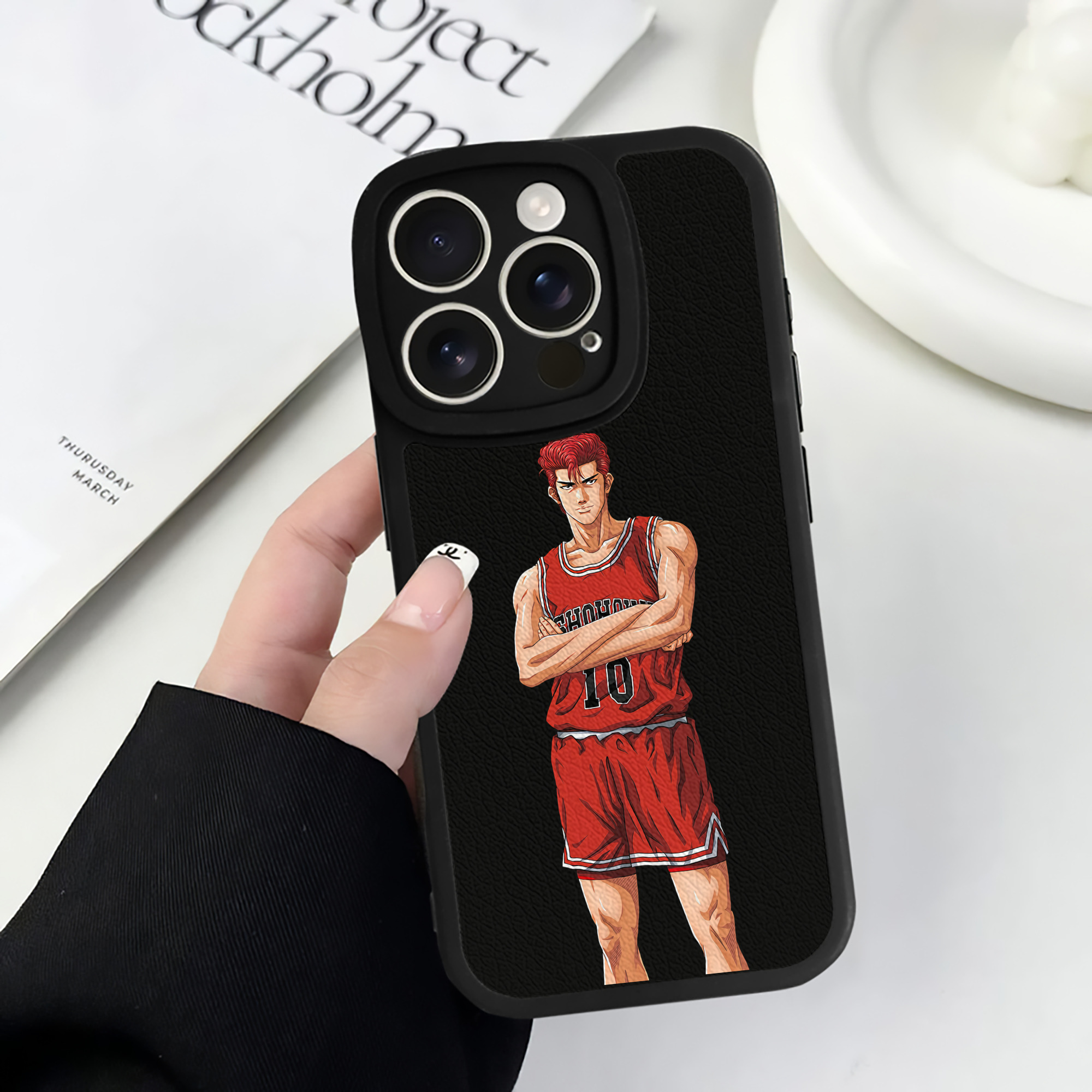 （画像用） SLAM DUNK／スラムダンク 【iPhone 16シリーズ対応】シリコンスマホケース（レザー調） 材質：シリコン